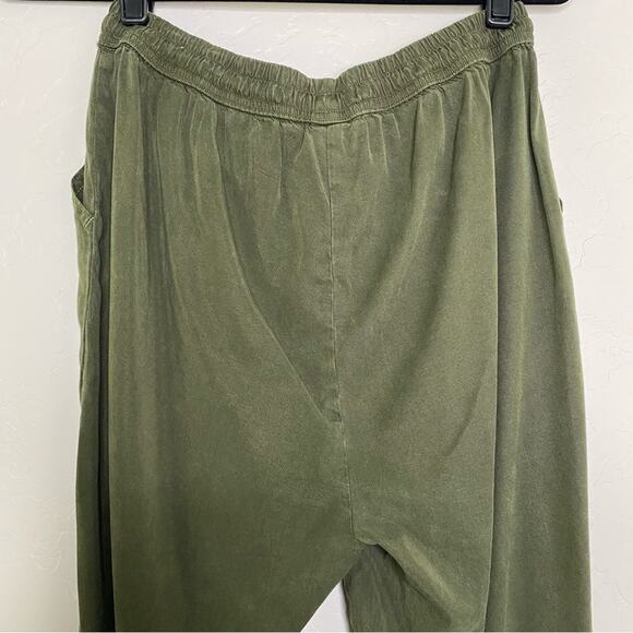 PINK Victoria's Secret Army Green Easy Jogger Small - Picture 7 of 10